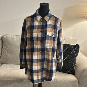 Women’s Oversized Shirt Jacket - Navy, Tan, & White